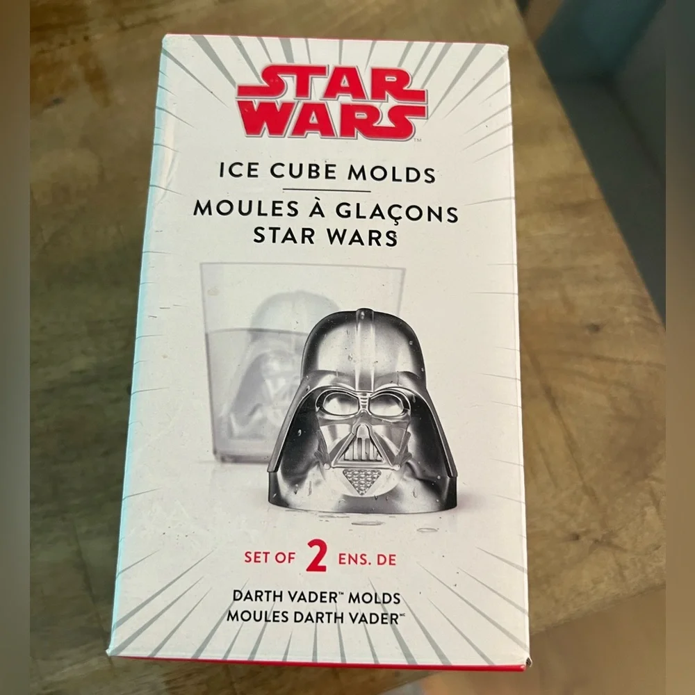 Williams Sonoma Star Wars Ice Cube Molds - Silver